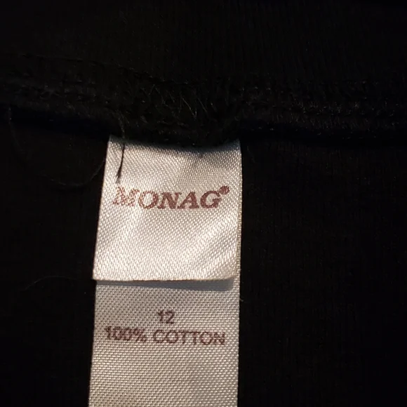 Black Monag Turtleneck - Picture 4 of 4
